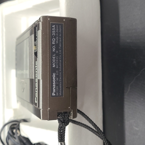 NIB Vintage Panasonic Mini Cassette Recorder RQ-355A - Picture 8 of 12
